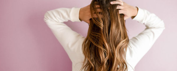 Soin des cheveux bouclés
